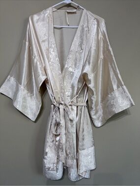 Vintage 90’s Victoria Secret Gold Champagne Satin Jacquard Floral Gold Label Rob